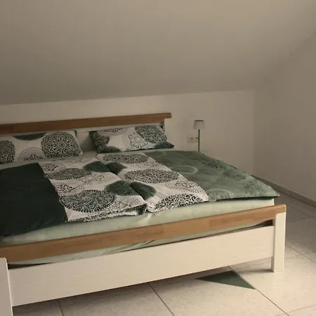 Waldblick * メンメルスドルフ